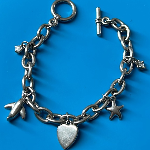🖤Vtg charms toggle bracelet - Picture 1 of 9